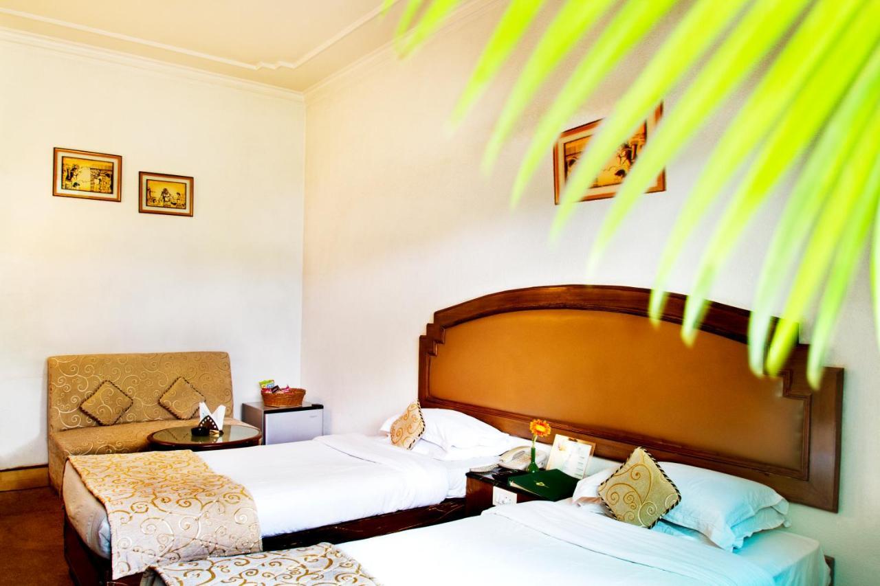 Hotel Deep Palace Lucknow Exterior foto